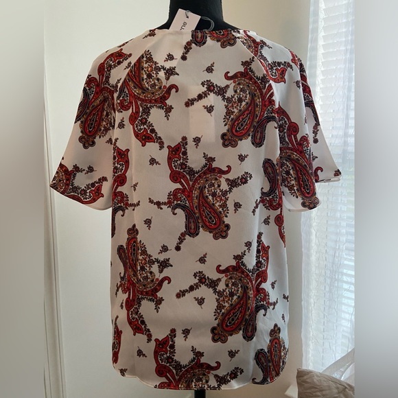 Liz Claiborne - Keyhole Neck Short Sleeve Blouse (NWT) - Picture 2 of 5